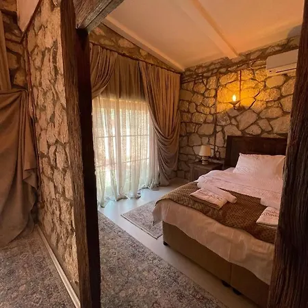 מלון Kalabantia House