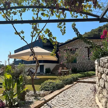 Kalabantia House Hotel